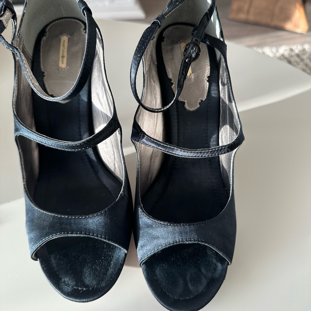 Max Studio Everett Heels. Black, satin, size 10